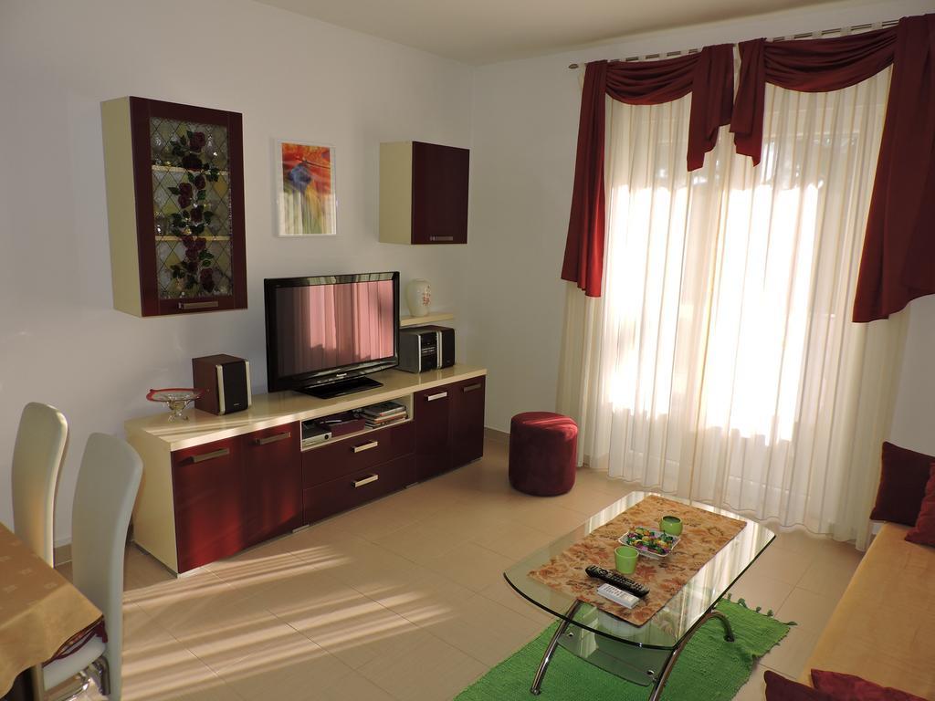 Apartman Legin Fažana Exteriér fotografie