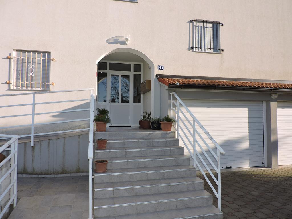 Apartman Legin Fažana Exteriér fotografie
